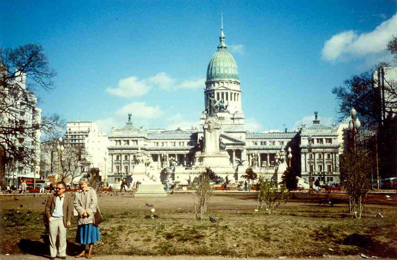 AR90_08_capitol_a.jpg - Capitol of Argentina