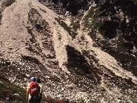 The path becomes steeper and crosses some scree.  sj85 27b077
