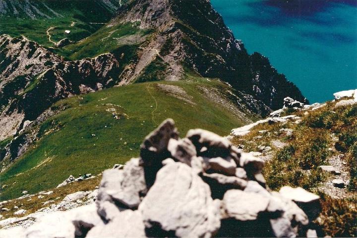 br93_sudschafgfl_05x.jpg - Here's the path we came up.