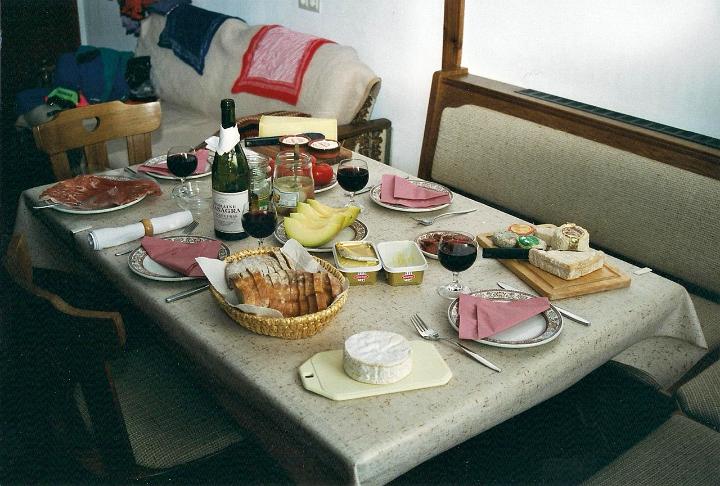 br00_kaese.jpg - A Käseabend, or cheese evening.