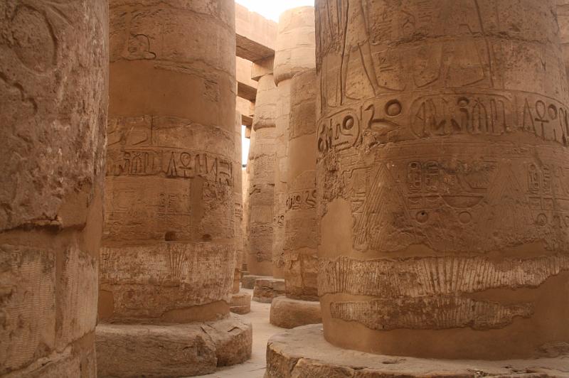 eg07_042907560_j.jpg - Great Hypostyle Hall
