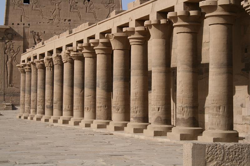 eg07_050216251_j.jpg - Colonnade of Temple of Philae