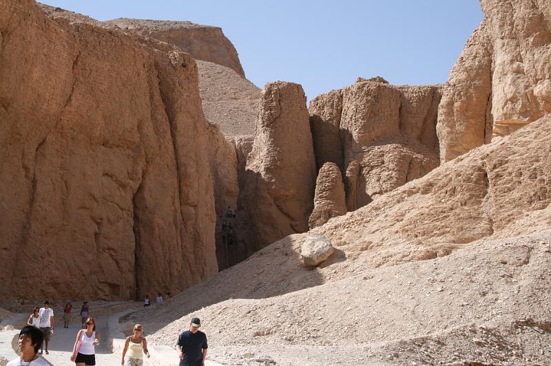 eg07_050409340_j.jpg - The entrance to the tomb of Thutmosis III is hidden half-way up the cliff,
