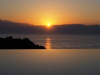 The flat gray expanse at the bottom is the infinity pool.  gr18 092306292 k rca