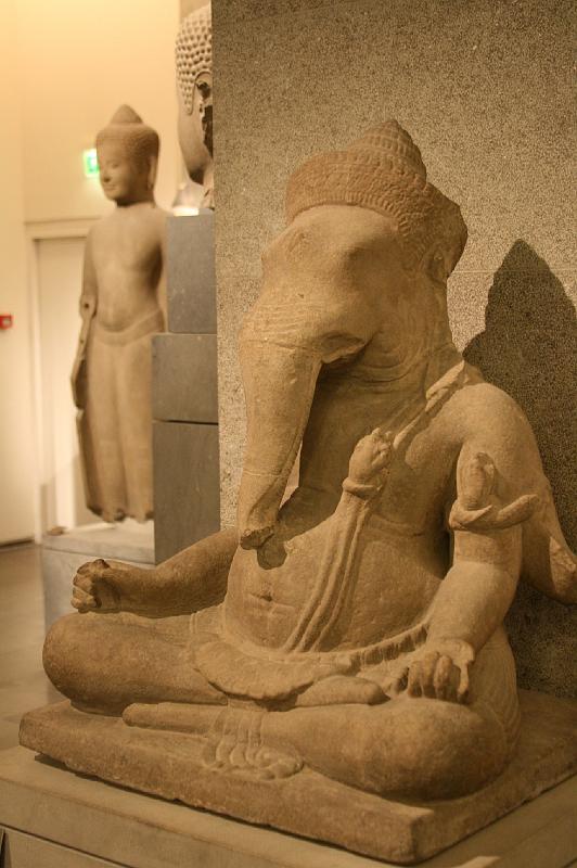 mg07_100114522_j_r.jpg - Ganesha, Cambodia, end 12th or beginning 13th century, sandstone