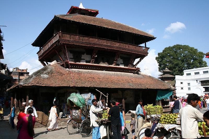 ne08_100413571_j.jpg - Kasthamandap, Pavilion of Wood, c. 12th c.