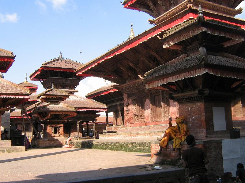 ne08_100414310_s.jpg - Jagannath Temple (to right) and others