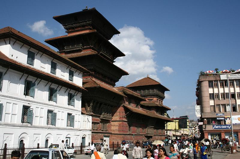 ne08_100414500_j.jpg - Return to Basantapur Square and Tower