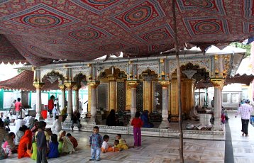 Tomb of Nizamuddin