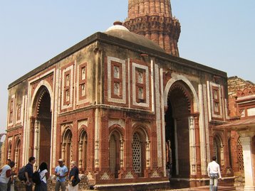 Alai Darwaza