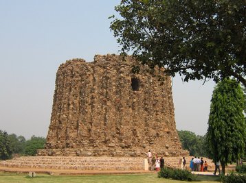 Alai Minar