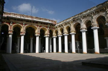 Thirumalai Narayak Palace