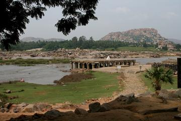 Waterside mandapa